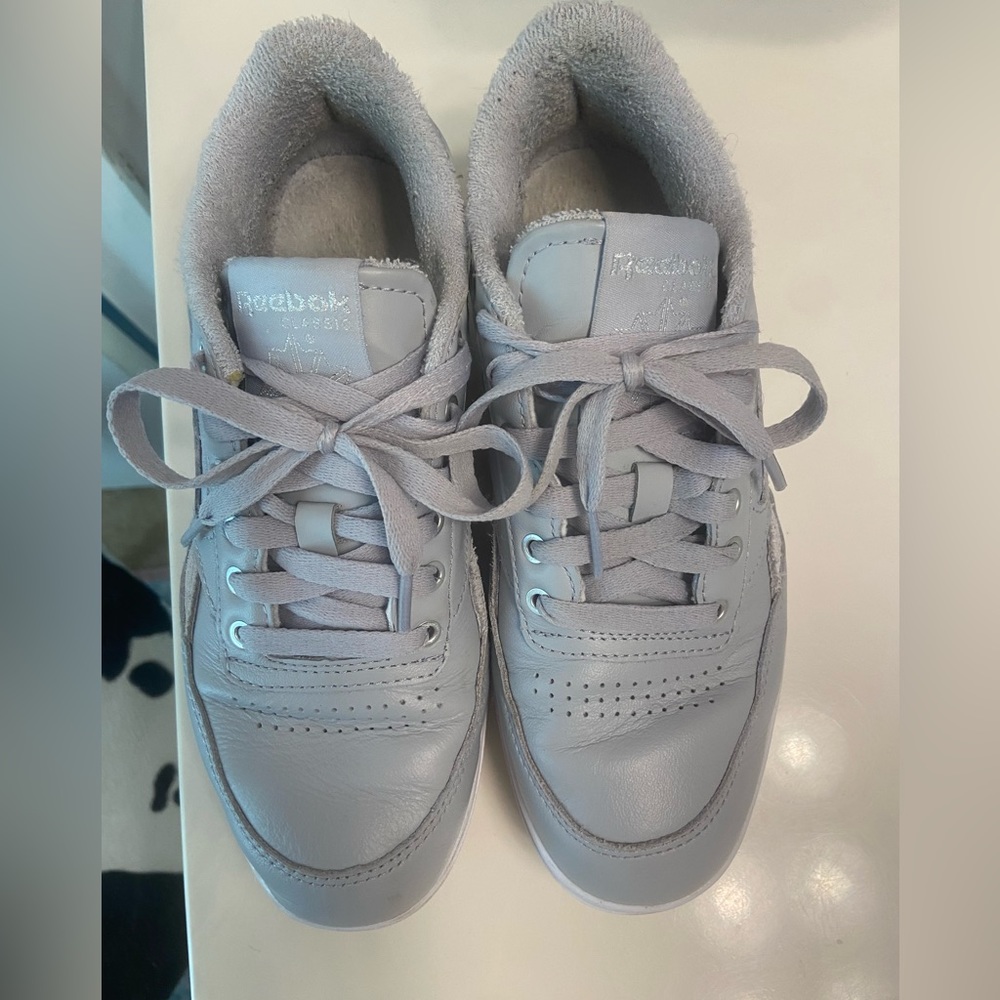 Grey Platform Reebok’s - Picture 2 of 3